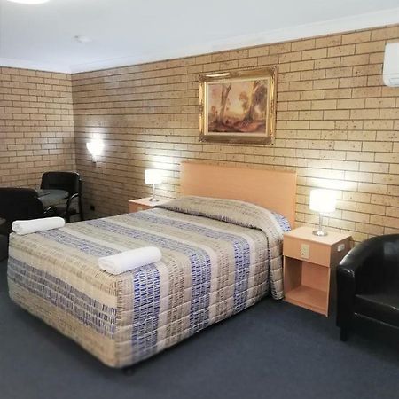 Macintyre Motor Inn Goondiwindi Buitenkant foto